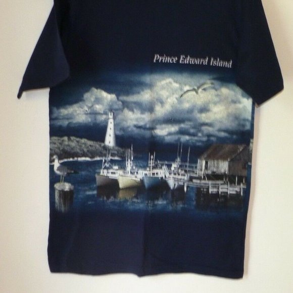 Men's T-Shirt,Prince Edward Island,Canada,Size M - Picture 7 of 7